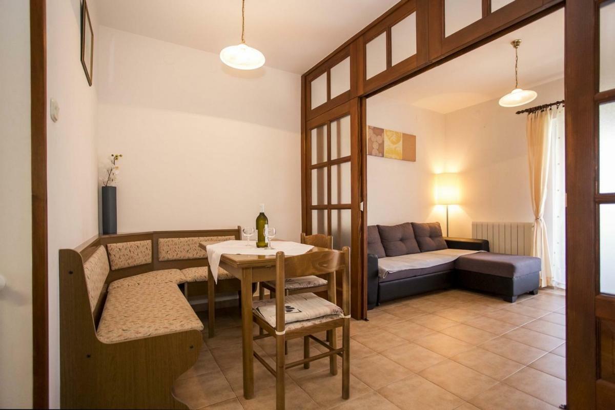 Apartment Matteo Ρόβινι Εξωτερικό φωτογραφία